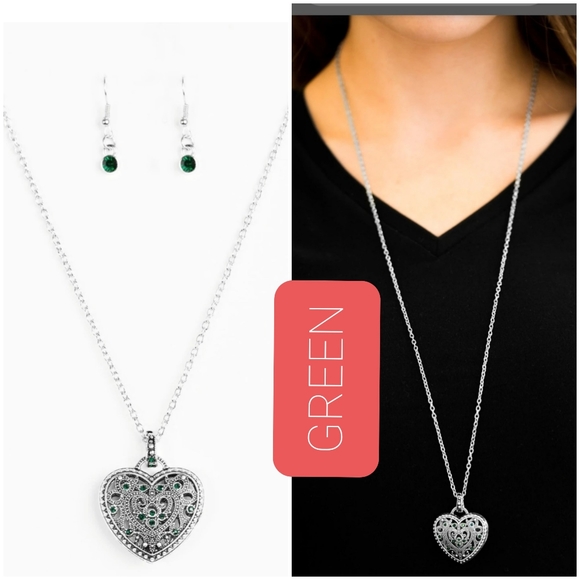 CHARMINGLY CASANOVA GREEN NECKLACE/EARRING SET